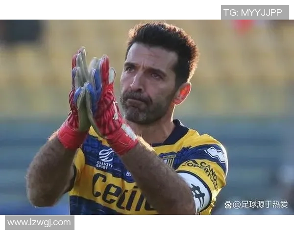 足球15号的传奇之路：从青训到职业赛场的成长故事